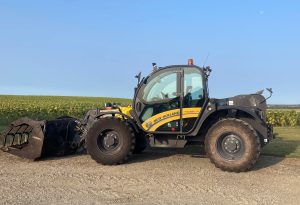 Valérie Galland - Évaluation de matériel agricole comme les tracteurs.